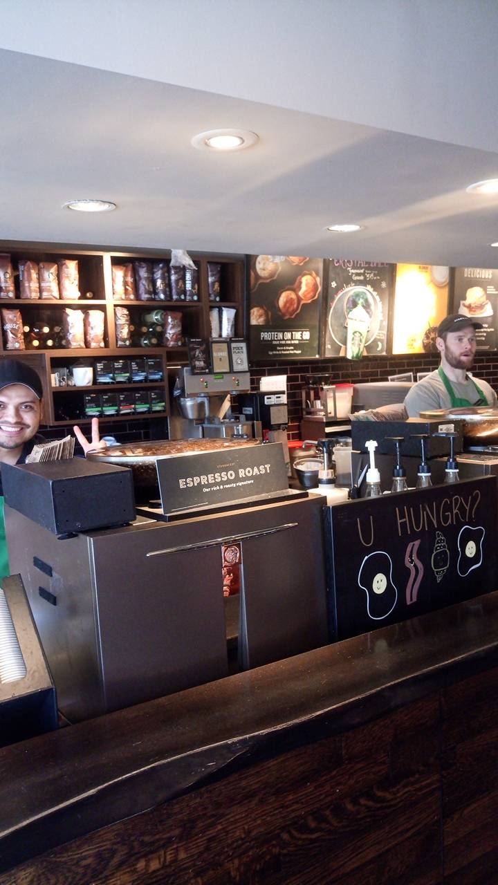 Starbucks | cafe | 3300 Old Bridge Rd, Lake Ridge, VA 22192, USA | 7034919055 OR +1 703-491-9055
