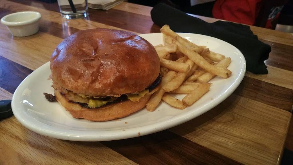 BJs Restaurant & Brewhouse | restaurant | 2520 Tuscany St, Corona, CA 92881, USA | 9512713610 OR +1 951-271-3610