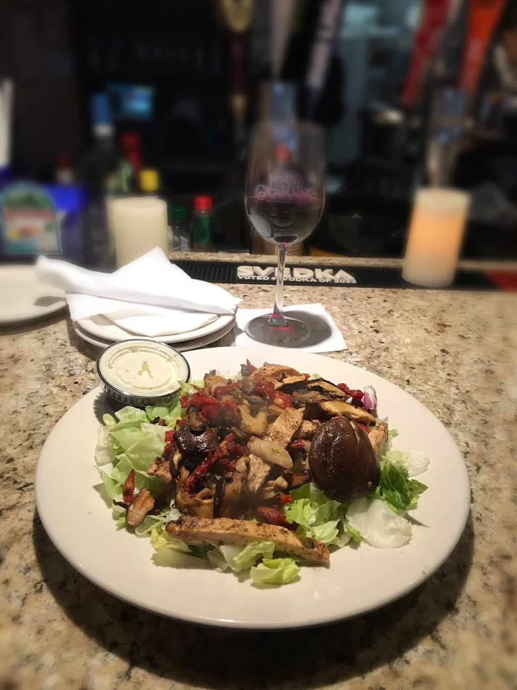 Giovannis Italian Restaurant & Pizzeria | restaurant | 4250 Alafaya Trail #132, Oviedo, FL 32765, USA | 4073595900 OR +1 407-359-5900