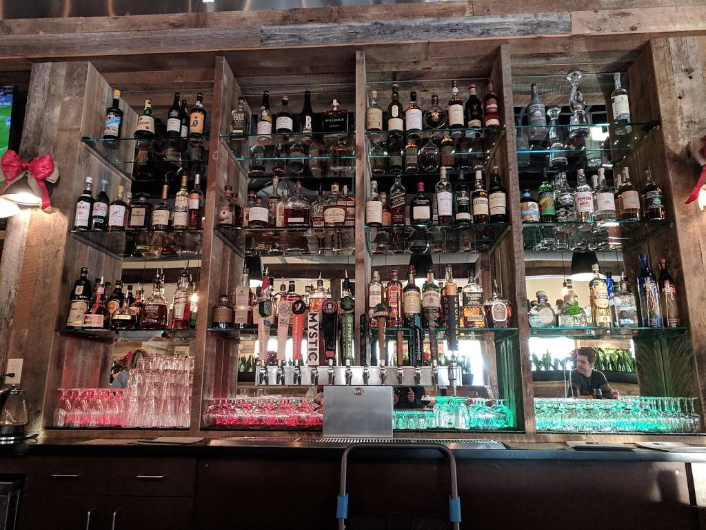 Central Public House | restaurant | 42 Main St, Hopkinton, MA 01748, USA | 5086252570 OR +1 508-625-2570