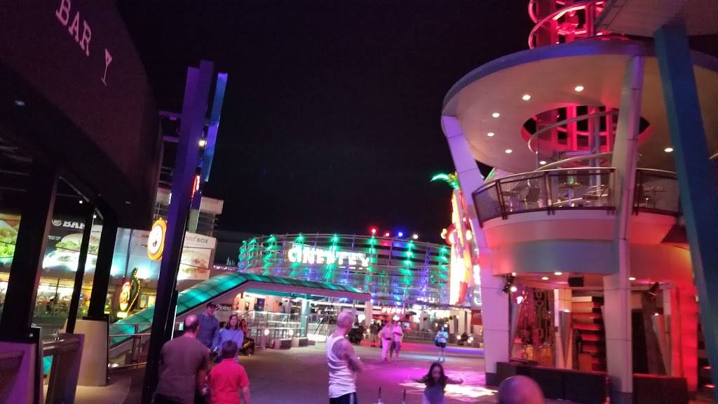 Universal CityWalk Orlando | restaurant | 6000 Universal Blvd, Orlando, FL 32819, USA | 4073638000 OR +1 407-363-8000