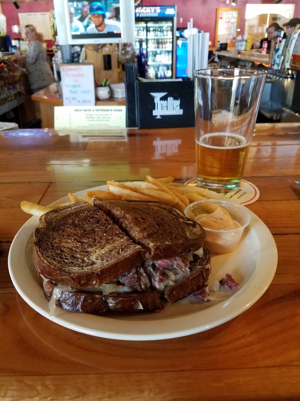 Rockys Roadhouse | restaurant | 4293 County P, Rhinelander, WI 54501, USA | 7153625176 OR +1 715-362-5176