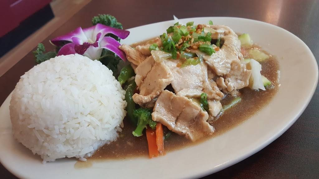 Thai Bay & Sushi Restaurant | restaurant | 1300 E Bay Dr, Largo, FL 33771, USA | 7275845522 OR +1 727-584-5522