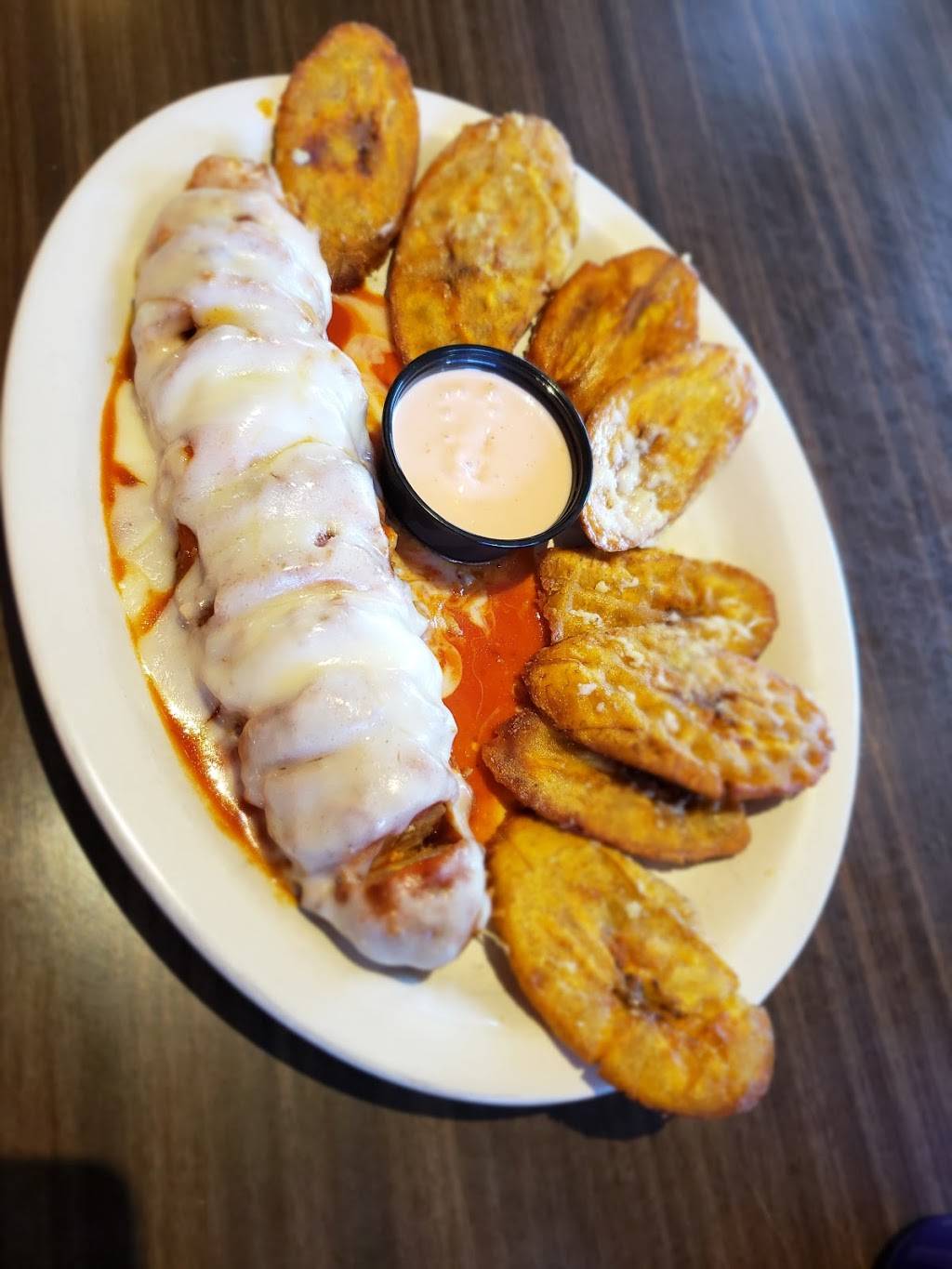 Delicia Tropical Cafe | restaurant | 780 Villa St, Elgin, IL 60120, USA | 8476956207 OR +1 847-695-6207