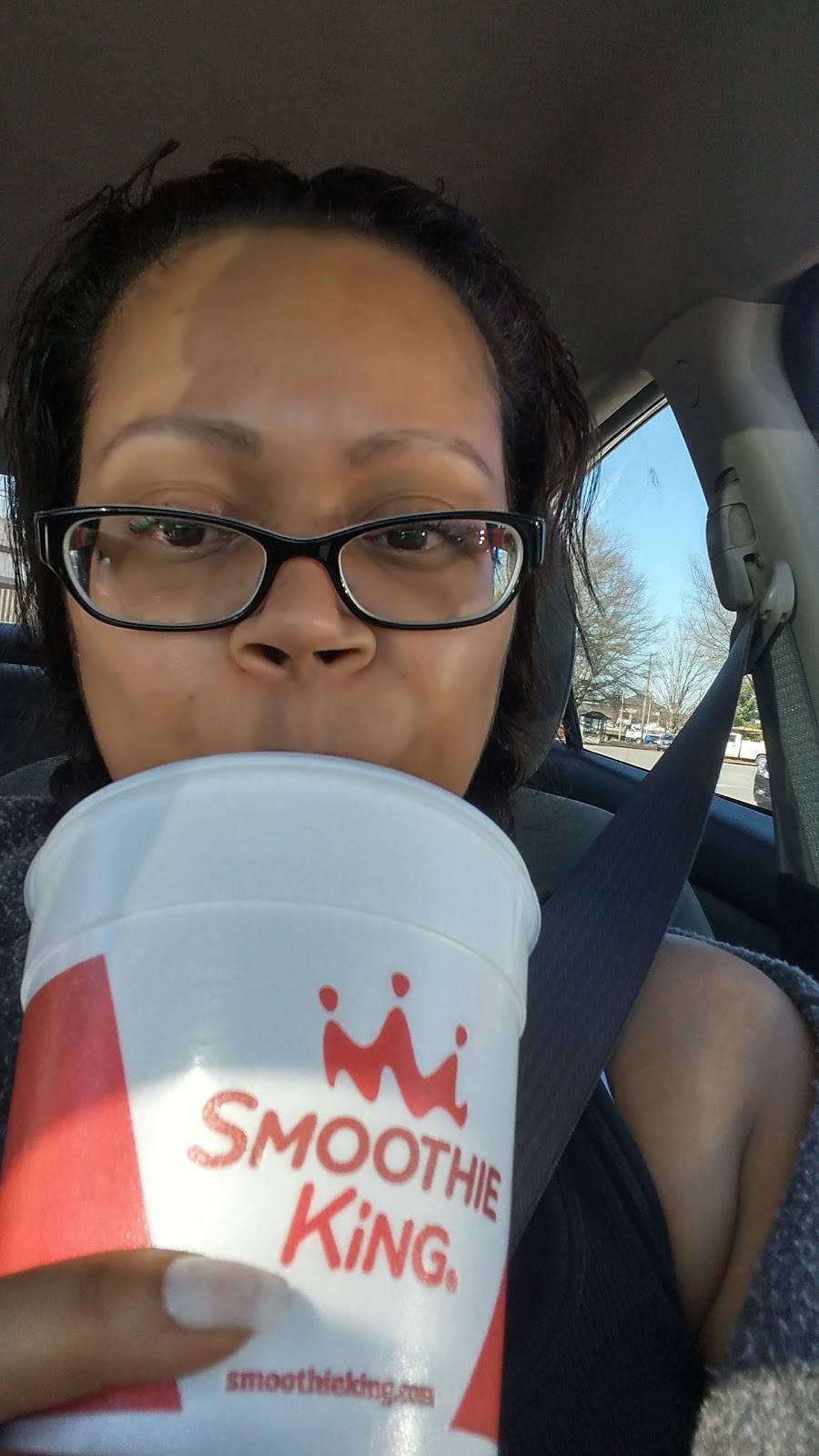Smoothie King | restaurant | Pxtra Town Center, 99 Michigan Ave, Fort Campbell, KY 42223, USA | 2706408383 OR +1 270-640-8383
