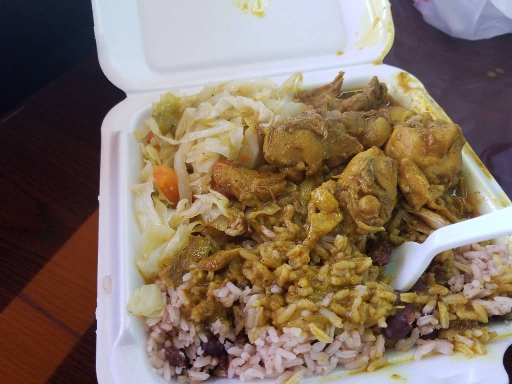 Negril Restaurant | restaurant | 6301 Silver Star Rd, Orlando, FL 32818, USA | 4072975729 OR +1 407-297-5729