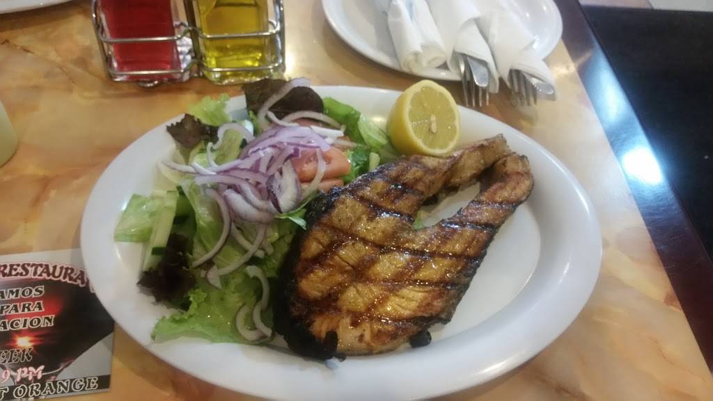 Mama Lola | restaurant | 244 Main St, City of Orange, NJ 07050, USA | 8625205172 OR +1 862-520-5172