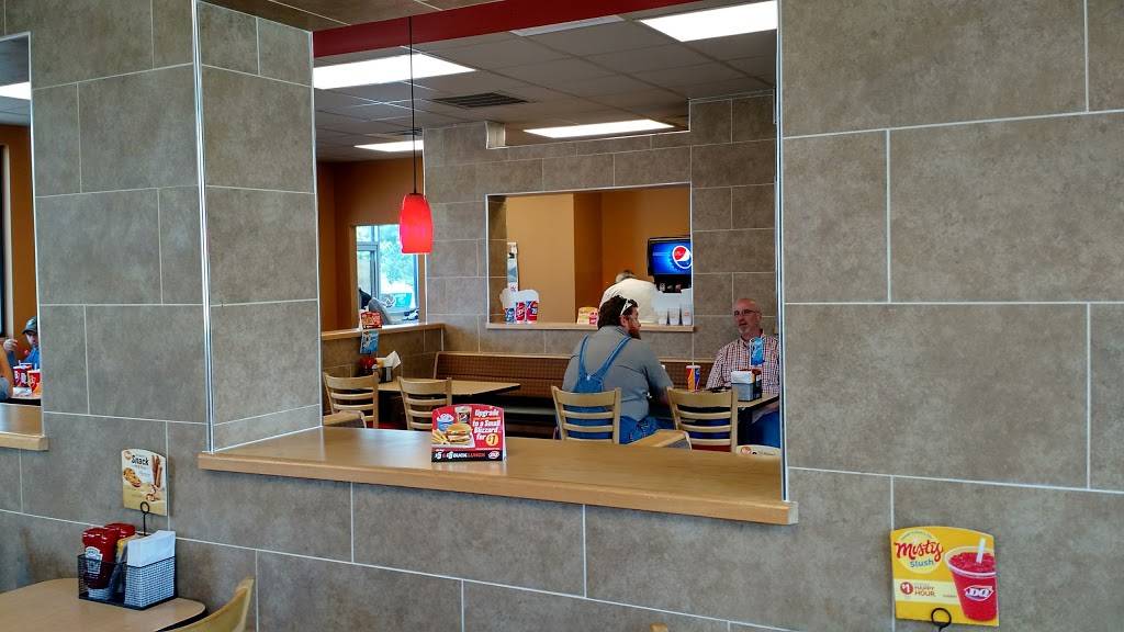 Dairy Queen Grill & Chill | restaurant | 1213 N Michigan Ave, Marshall, IL 62441, USA | 2178265022 OR +1 217-826-5022