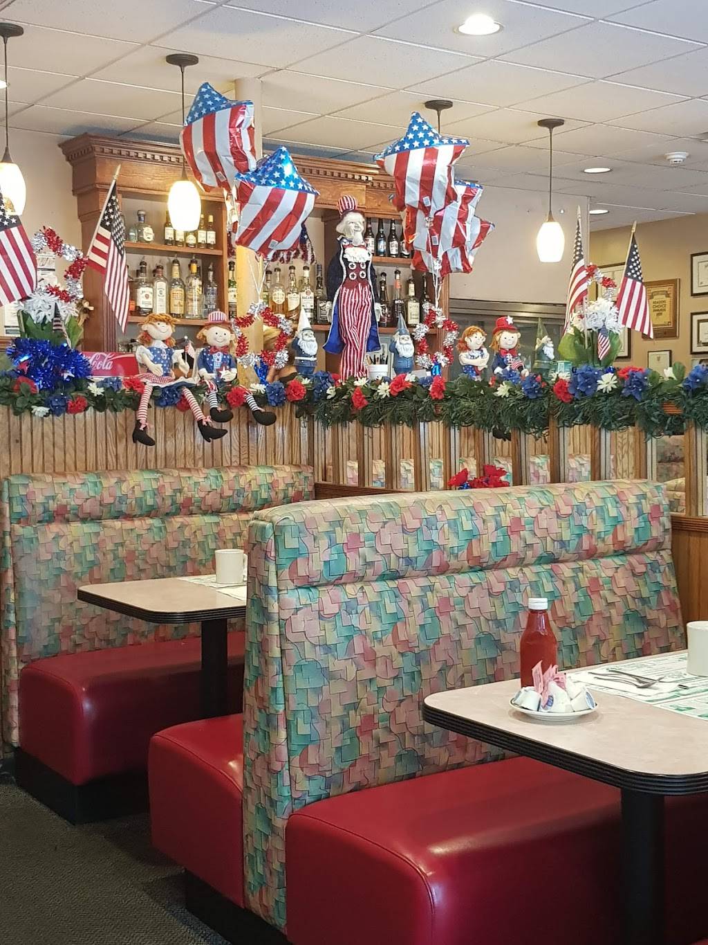 Hammersmith Family Restaurant | restaurant | 330 Central St, Saugus, MA 01906, USA | 7812338089 OR +1 781-233-8089