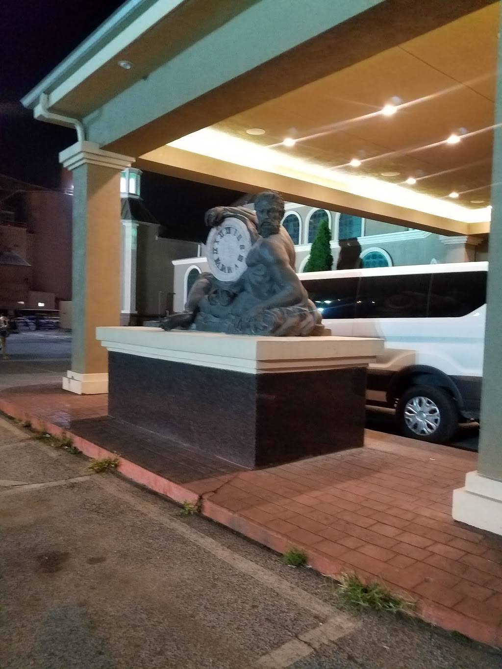 Christies Cabaret Cleveland | night club | 1180 Main Ave, Cleveland, OH 44113, USA | 2165746222 OR +1 216-574-6222