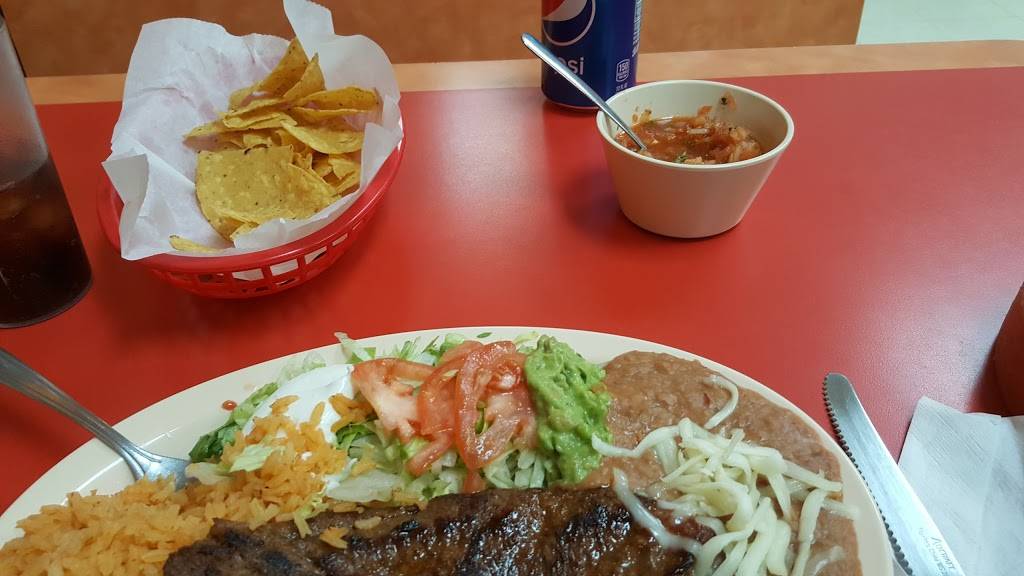 El Gallo | restaurant | 13006 South La Grange Road, Palos Park, IL 60464, USA | 7083615852 OR +1 708-361-5852