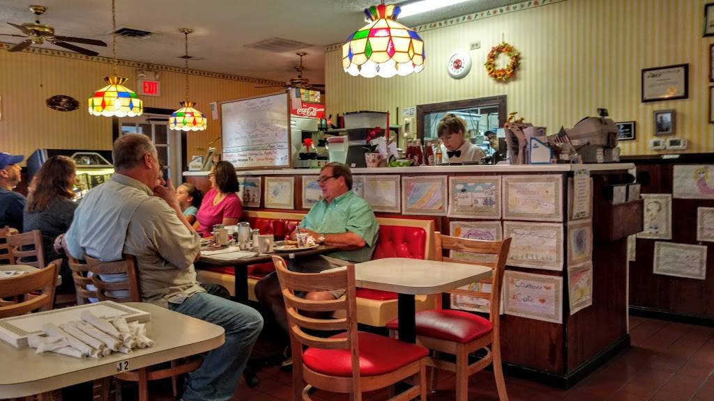 Courthouse Cafe | cafe | 8955 Courthouse Rd, Spotsylvania Courthouse, VA 22553, USA | 5405823302 OR +1 540-582-3302