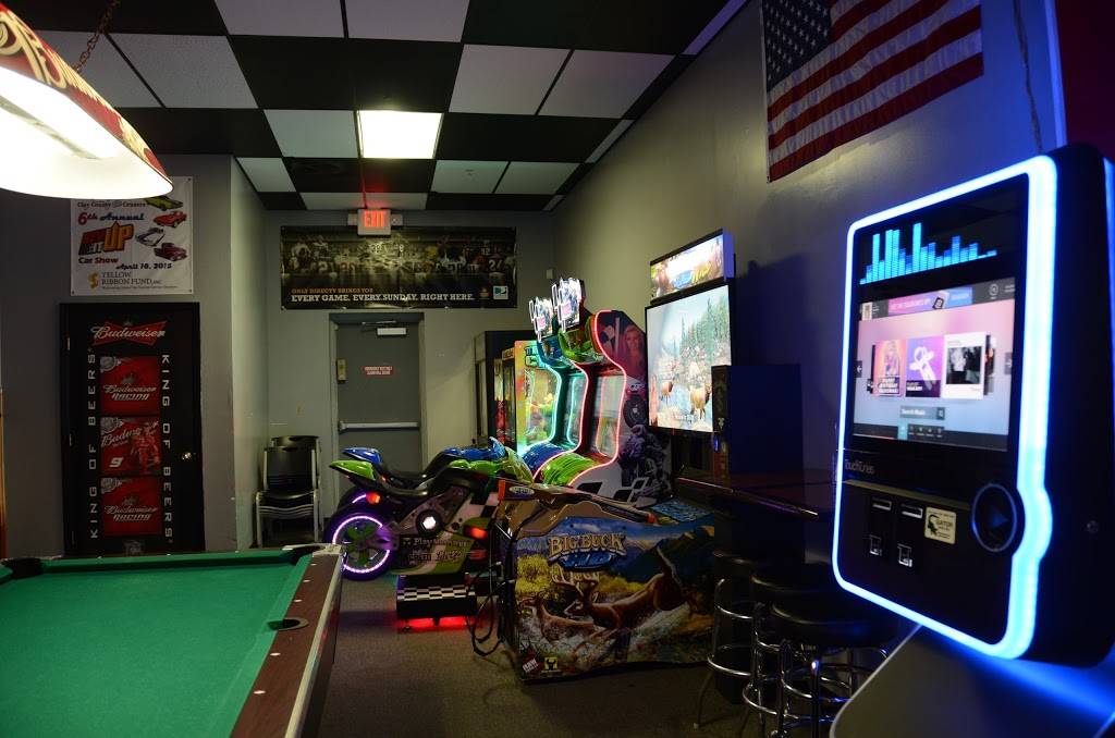 Big Dawgs Family Sports Restaurant | restaurant | 1330 Blanding Blvd # 135, Orange Park, FL 32065, USA | 9042724204 OR +1 904-272-4204