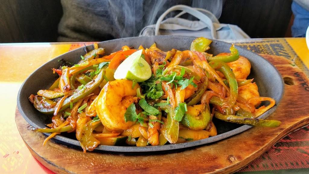 Micheladas Mexican Grill | restaurant | 18236 Soledad Canyon Rd, Santa Clarita, CA 91387, USA | 6613605407 OR +1 661-360-5407