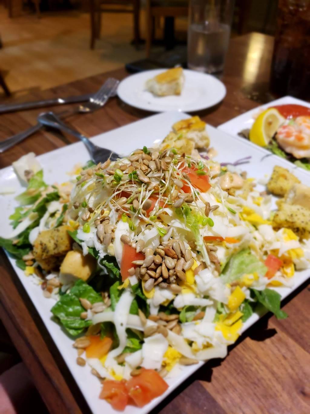 Stone Creek Dining Company - Greenwood | restaurant | 911 N State Rd 135, Greenwood, IN 46142, USA | 3178891200 OR +1 317-889-1200