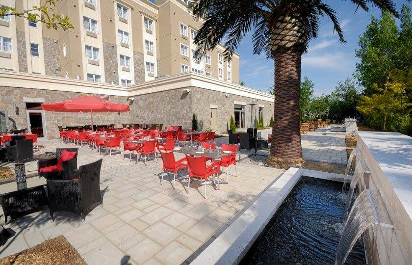 Bistro Martini Grill | restaurant | 2935 Boulevard de la Pinière, Terrebonne, QC J6X 4V3, Canada | 4504923336 OR +1 450-492-3336