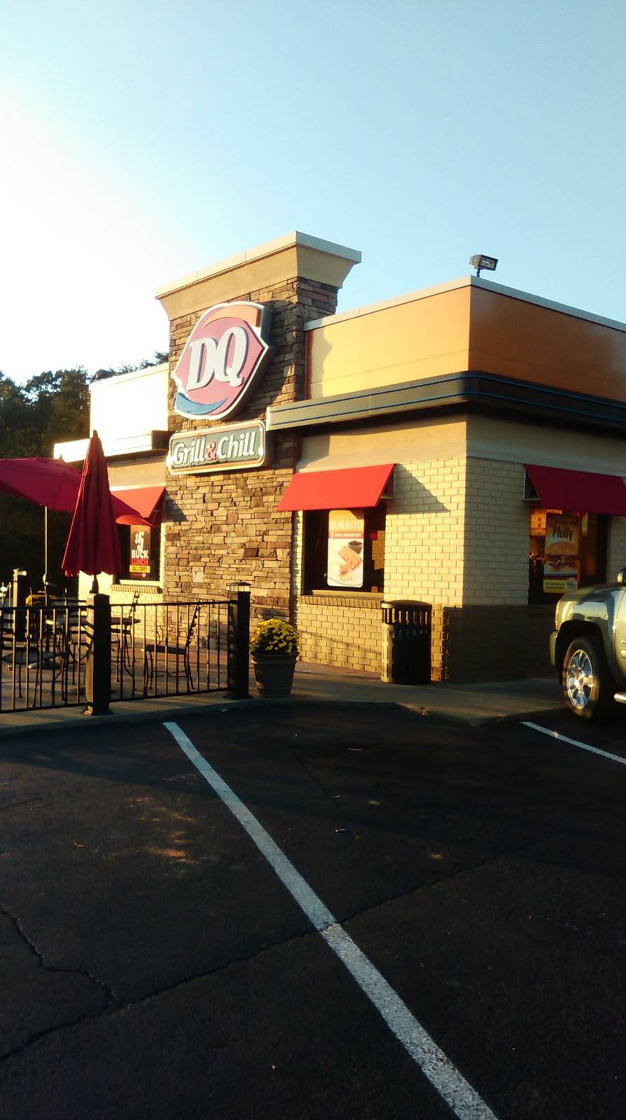 Dairy Queen Grill & Chill | restaurant | 1304 W Gretna Rd, Gretna, VA 24557, USA | 4346566009 OR +1 434-656-6009