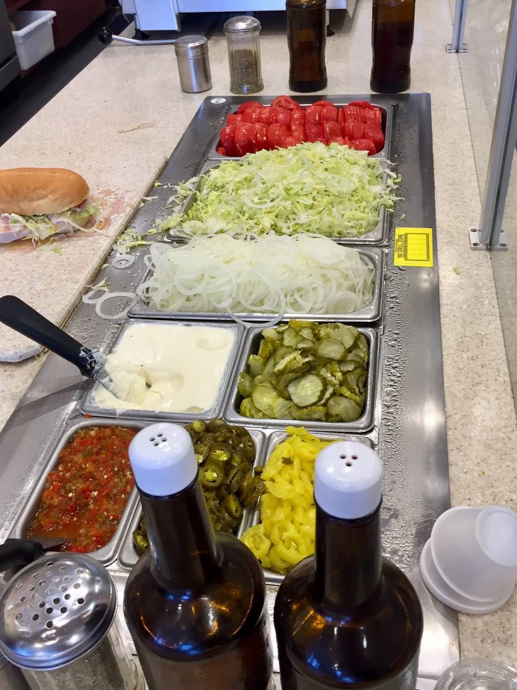 Jersey Mikes Subs | restaurant | 1225 Us Hwy 1, Suite 1, Vero Beach, FL 32960, USA | 7724040544 OR +1 772-404-0544