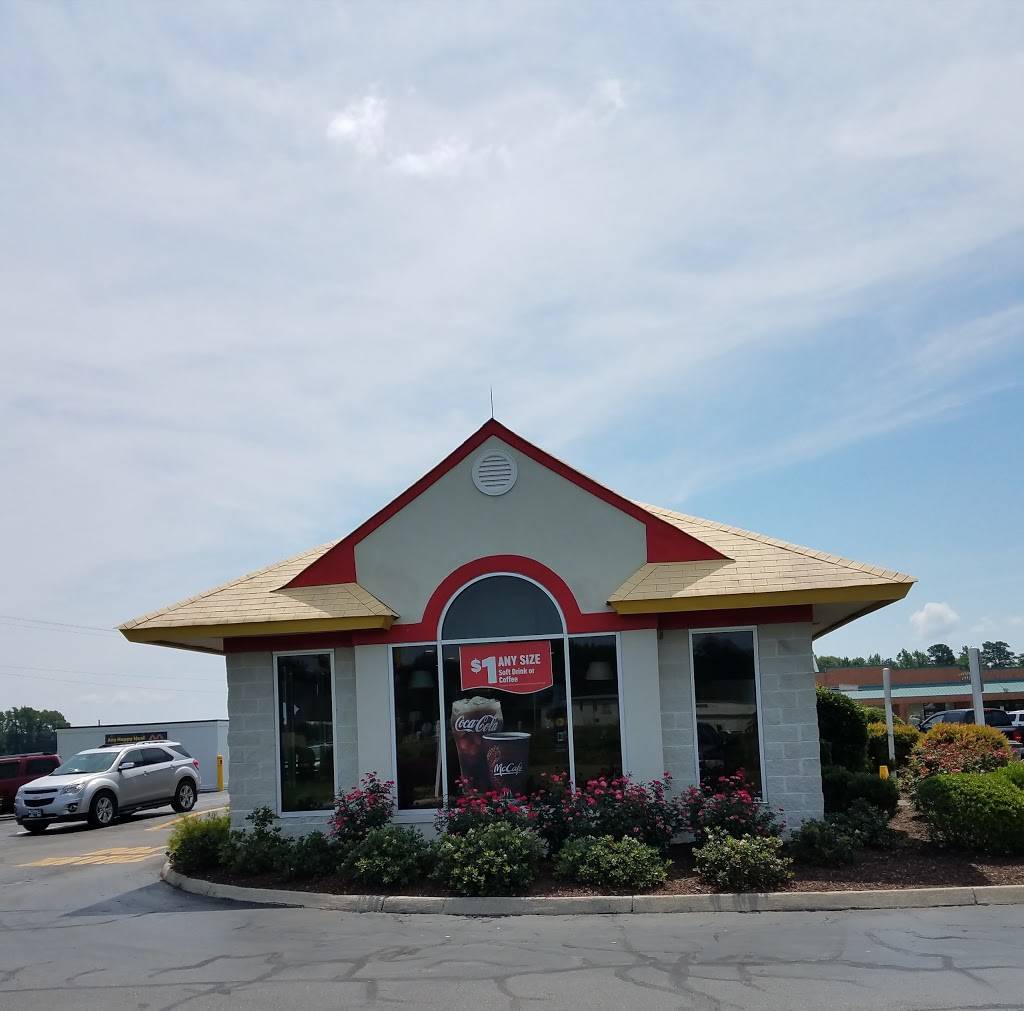 McDonalds | cafe | 303 Oacean Hwy S, Centre Box 3, Hertford, NC 27944, USA | 2524261779 OR +1 252-426-1779