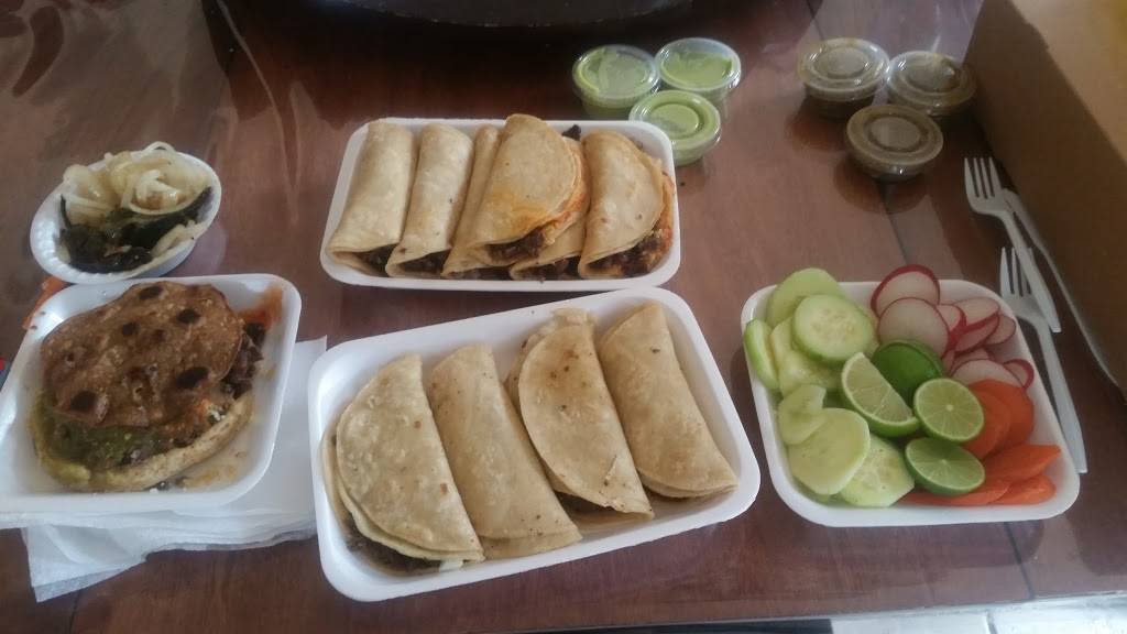 Taqueria El Compadre | restaurant | 5010 W McDowell Rd, Phoenix, AZ 85035, USA | 6027218383 OR +1 602-721-8383