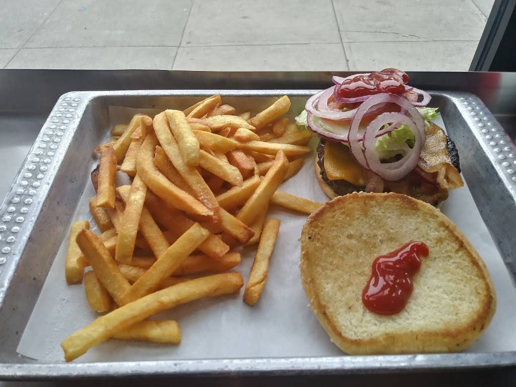 Jennys Burger | restaurant | 1233 9th Ave, San Francisco, CA 94122, USA | 4157531453 OR +1 415-753-1453