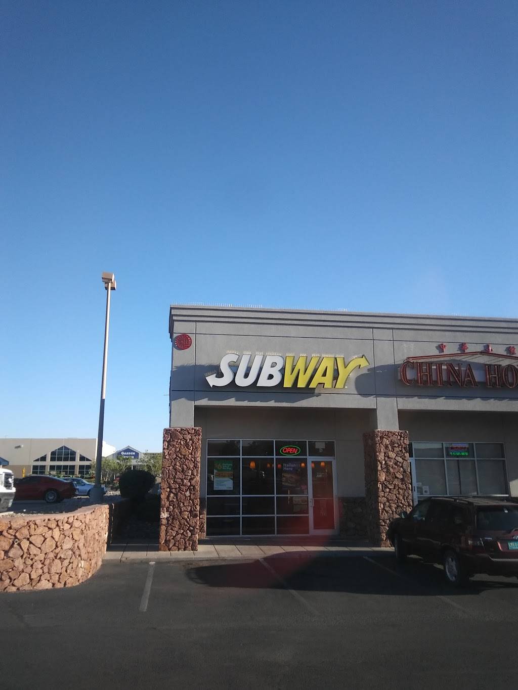 Subway | meal takeaway | 420 Redd Rd Suite D, El Paso, TX 79912, USA | 9155857827 OR +1 915-585-7827