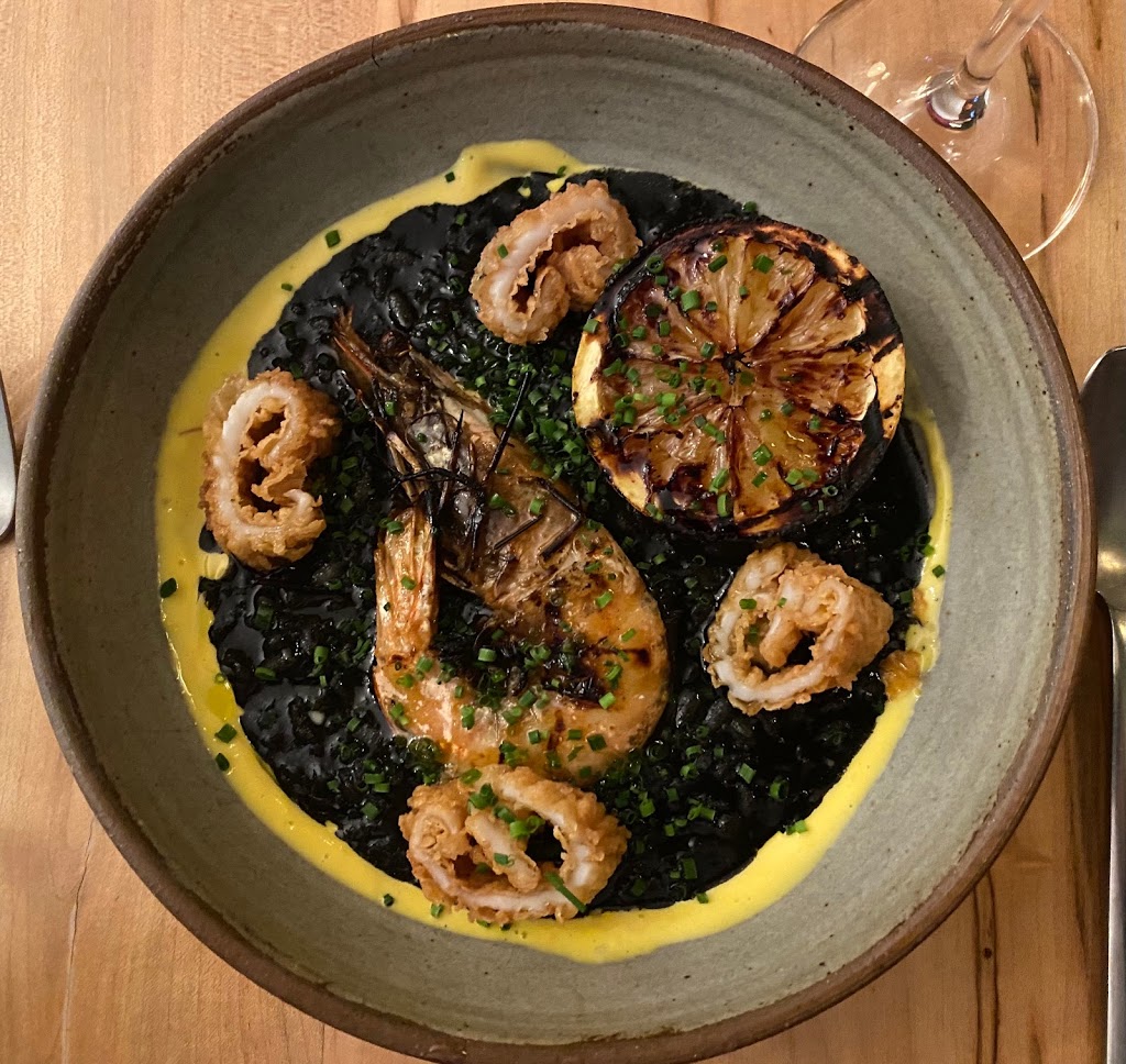 R40 | restaurant | 47-16 Vernon Blvd, Long Island City, NY 11101, USA | 7184409484 OR +1 718-440-9484