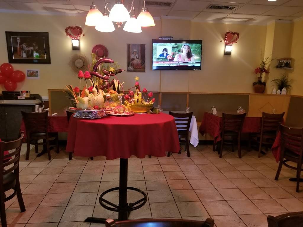 El Rinconcito Ecuatoriano | restaurant | Unit B & C, 7001 West Chester Pike, Upper Darby, PA 19082, USA | 6107136313 OR +1 610-713-6313