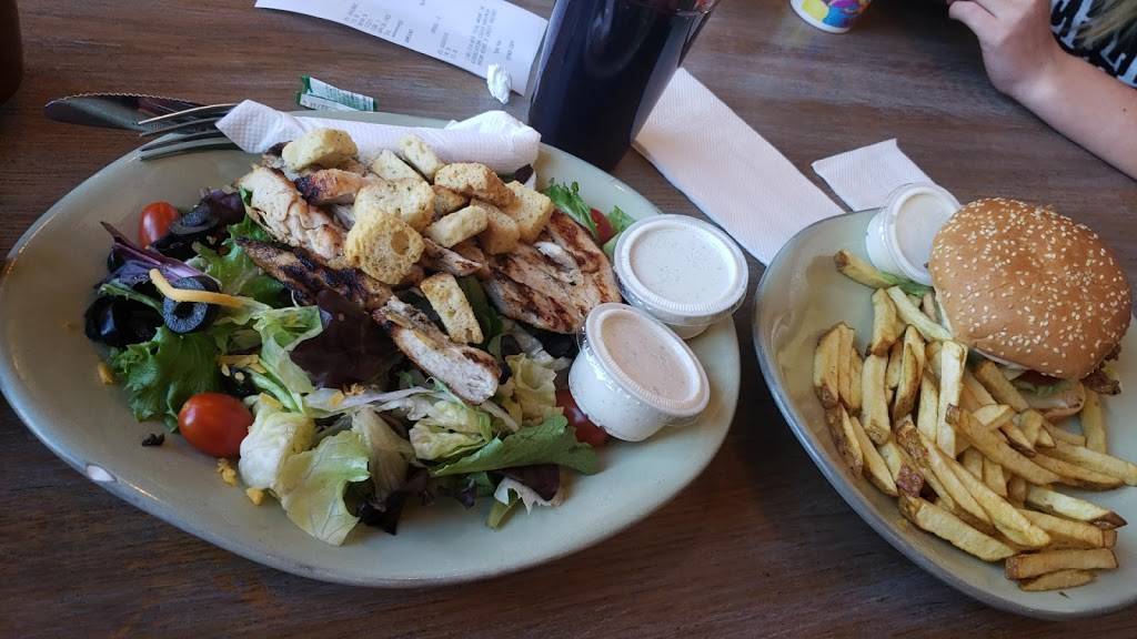 Down Home Grill | restaurant | 12120 Ridgecrest Rd #101, Victorville, CA 92395, USA | 7602414663 OR +1 760-241-4663