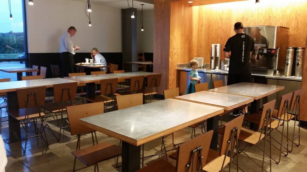 Chipotle Mexican Grill | restaurant | 213 Interstate 45 S, Huntsville, TX 77340, USA | 9364351861 OR +1 936-435-1861