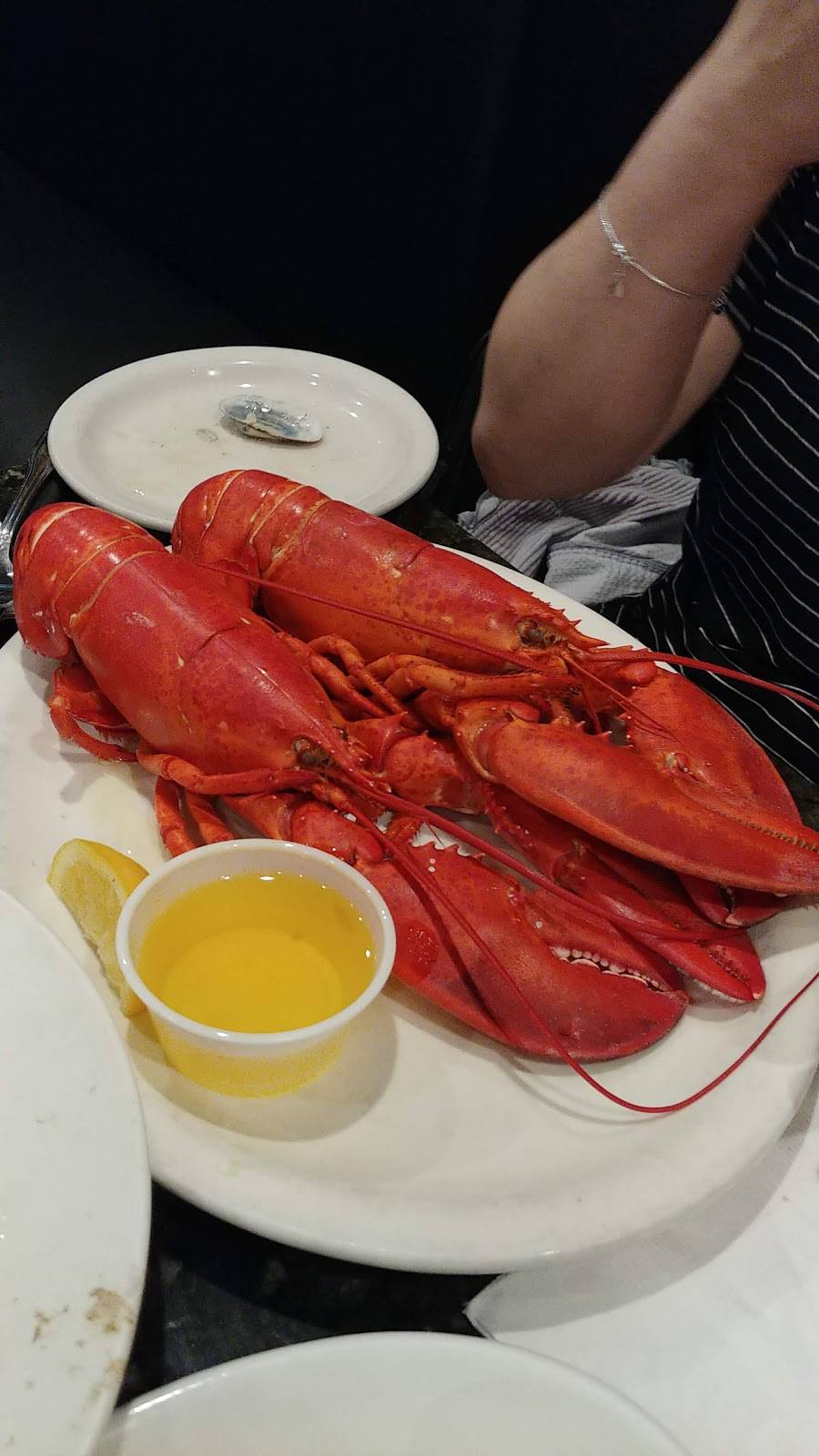 Tommy Doyles at Sidelines | restaurant | 235 E Ashland St, Brockton, MA 02302, USA | 5085875511 OR +1 508-587-5511