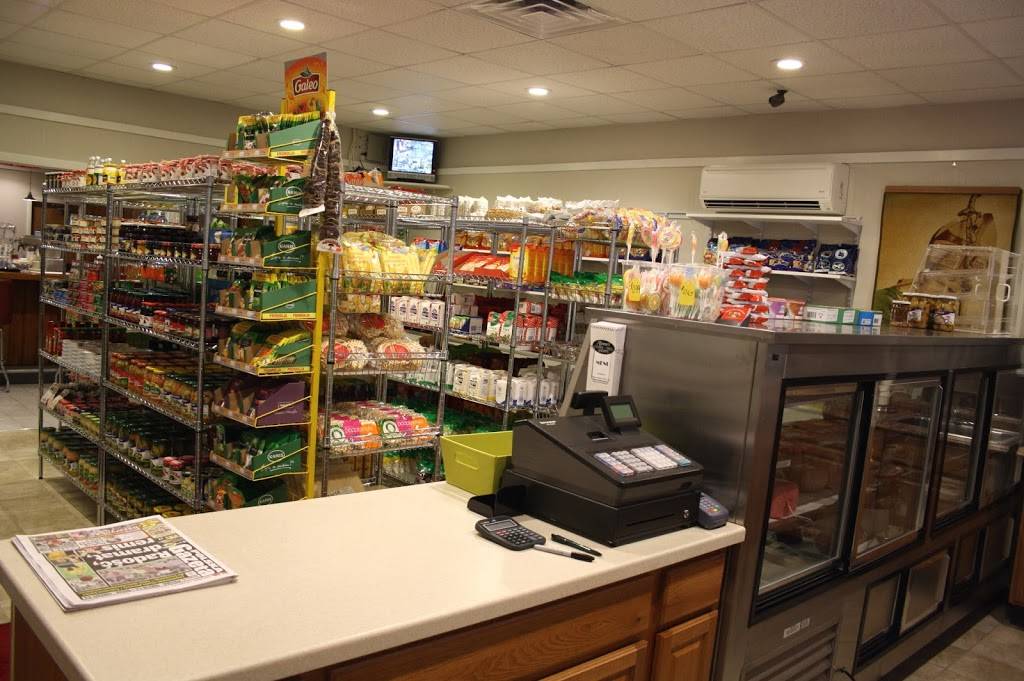 Hannas Diner & Deli Shoppe | restaurant | 186 Main St, Indian Orchard, MA 01151, United States | 4133424367 OR +1 413-342-4367