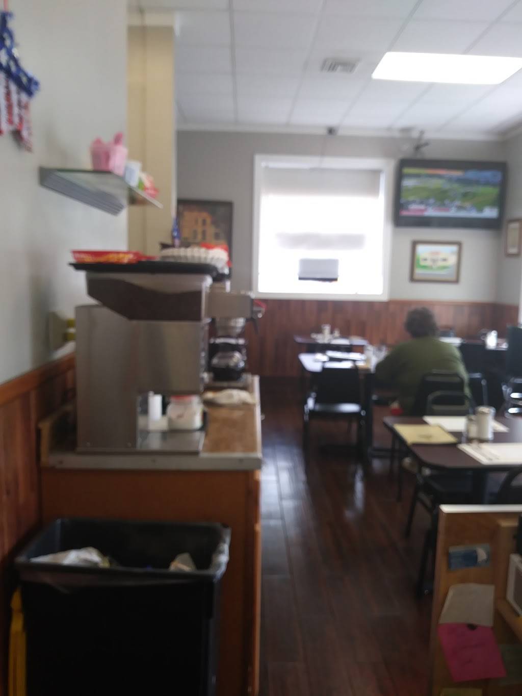 Neptune City Diner | restaurant | 306 W Sylvania Ave, Neptune City, NJ 07753, USA | 7324555245 OR +1 732-455-5245