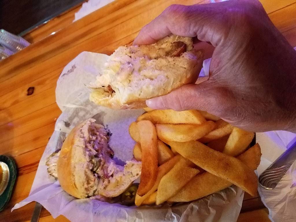 TNT’s Sports Bar & Grill | restaurant | 10562 Main St, Hayward, WI 54843, USA | 7156991594 OR +1 715-699-1594