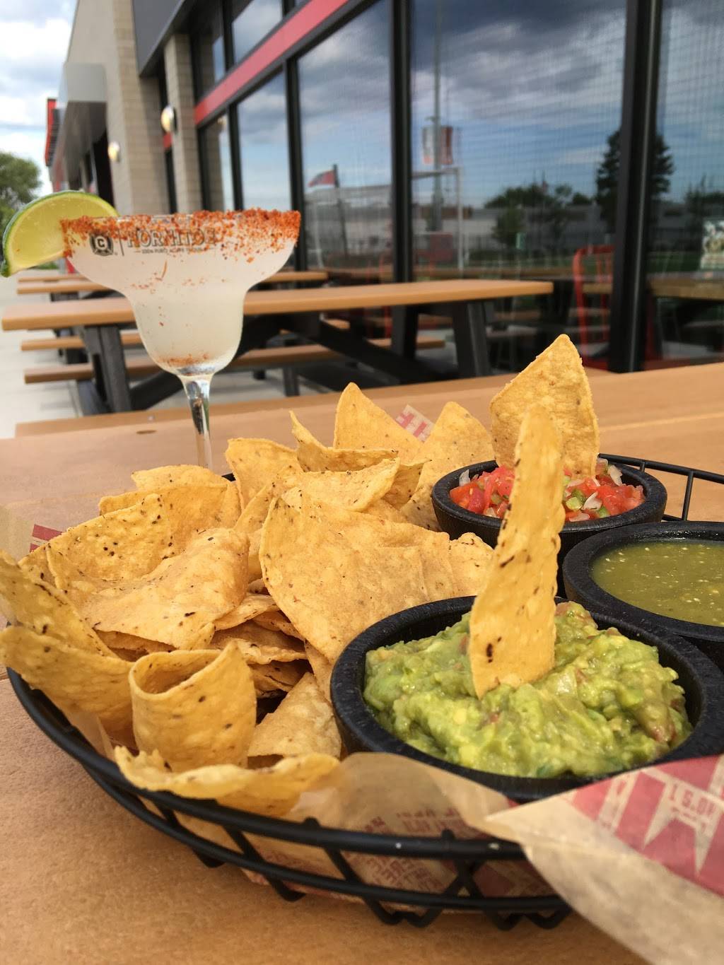 Heineken Pub97 | restaurant | 3626 N Talman Ave, Chicago, IL 60618, USA | 7739441203 OR +1 773-944-1203