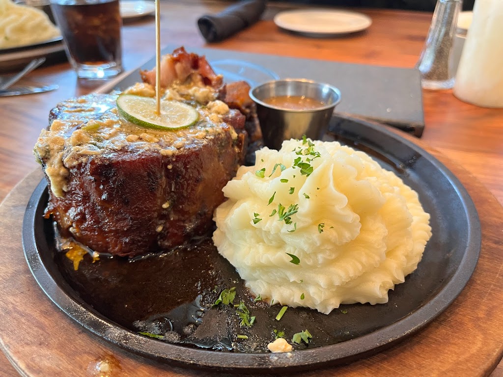 Perrys Steakhouse & Grille | restaurant | 2100 Olive St Suite #100, Dallas, TX 75201, USA | 2148555151 OR +1 214-855-5151