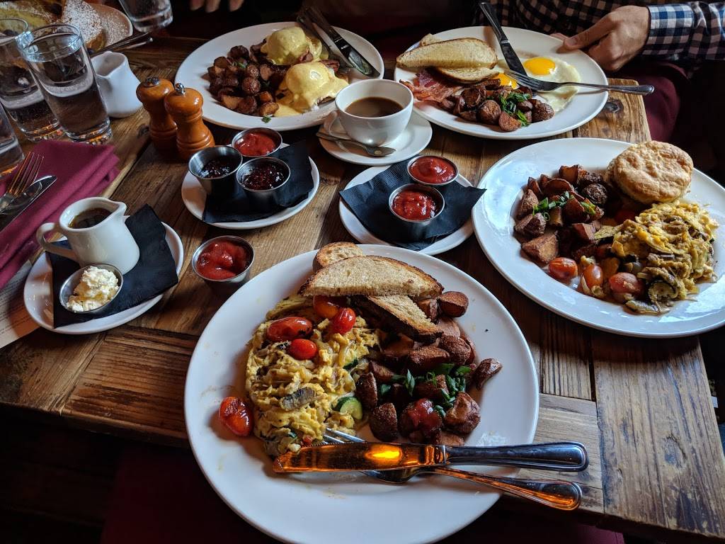 McMenamins Tavern on the Square | restaurant | 18607 Bothell Way NE, Bothell, WA 98011, USA | 4253980122 OR +1 425-398-0122