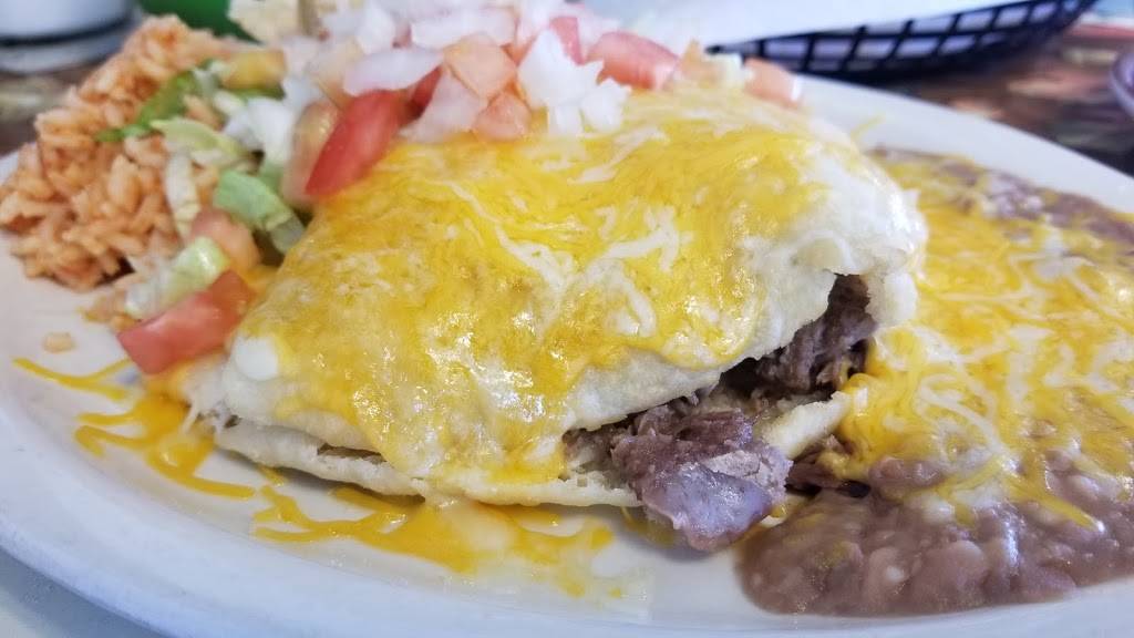 Montaños Family Restaurant | restaurant | 417 S Main St, Belen, NM 87002, USA | 5058643370 OR +1 505-864-3370