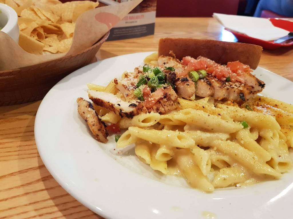 Chilis Grill & Bar | meal takeaway | 1905 N Prospect Ave, Champaign, IL 61822, USA | 2173982161 OR +1 217-398-2161