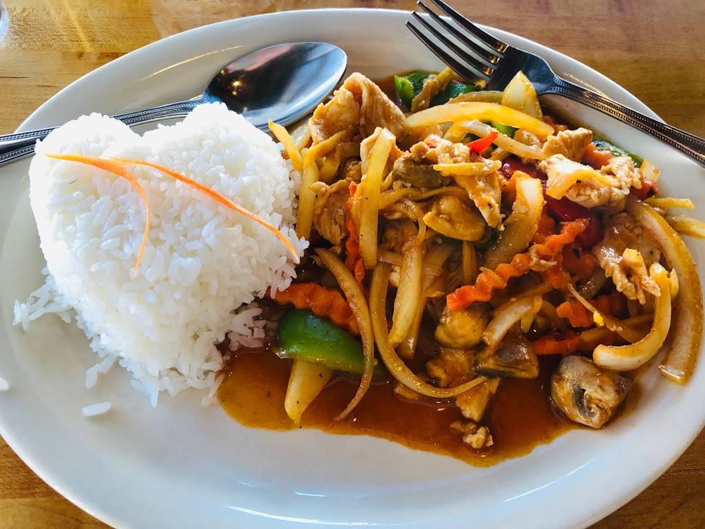 Thai Curry | restaurant | 990 W 6th Ave #1, Denver, CO 80204, USA | 3036233312 OR +1 303-623-3312