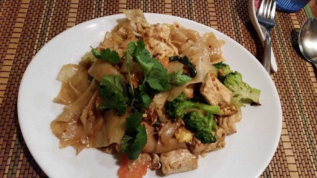 East West Cafe | restaurant | 2 N Winooski Ave #3738, Burlington, VT 05401, USA | 8025408145 OR +1 802-540-8145