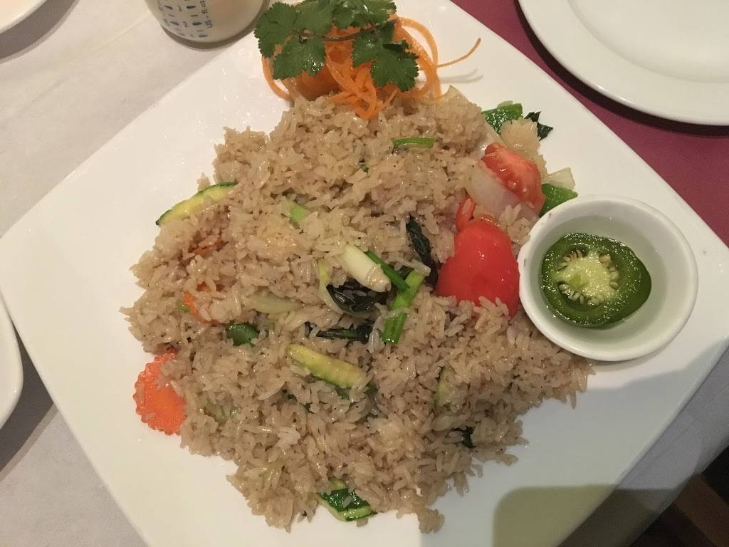 V.Thai | restaurant | 113 Danbury Rd, Ridgefield, CT 06877, USA | 2038941424 OR +1 203-894-1424