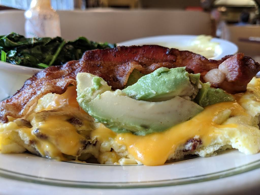 Russells Sunrise Cafe | restaurant | 185 Cohasset Rd, Chico, CA 95926, USA | 5303435543 OR +1 530-343-5543