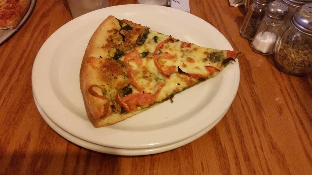 Hillside Pizza | restaurant | 77 Church St, Bernardston, MA 01337, USA | 4136480500 OR +1 413-648-0500