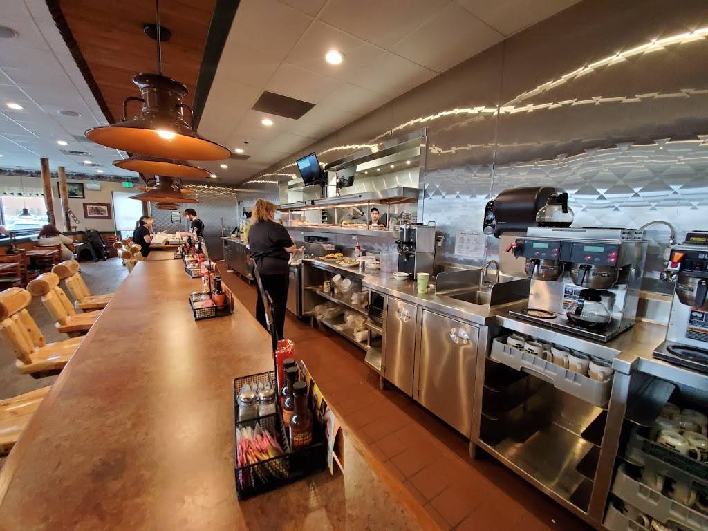 Black Bear Diner | restaurant | 12535 S Rhetski Ln, Riverton, UT 84065, USA | 8012538001 OR +1 801-253-8001