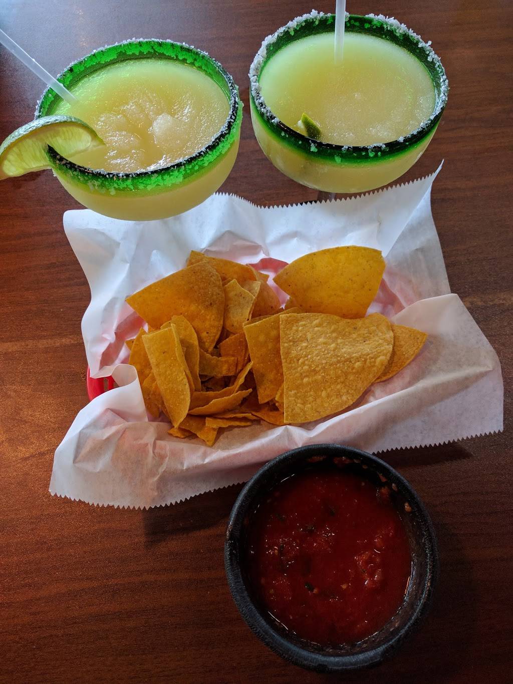 Cinco De Mayo | restaurant | 124 Capulet Dr #109, St. Augustine, FL 32092, USA | 9044847162 OR +1 904-484-7162