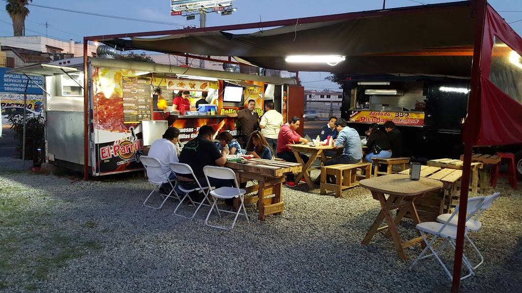 El Parrillon Movil | restaurant | Blvd. Fundadores 5420, Valle del Rubiseccion Lomas, 22630 Tijuana, B.C., Mexico | 016645514052 OR +52 664 551 4052