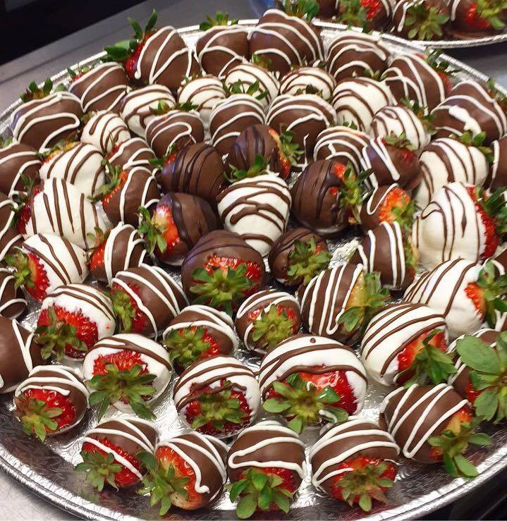 Captain Porkys | restaurant | 38995 US-41, Wadsworth, IL 60083, USA | 8473607460 OR +1 847-360-7460