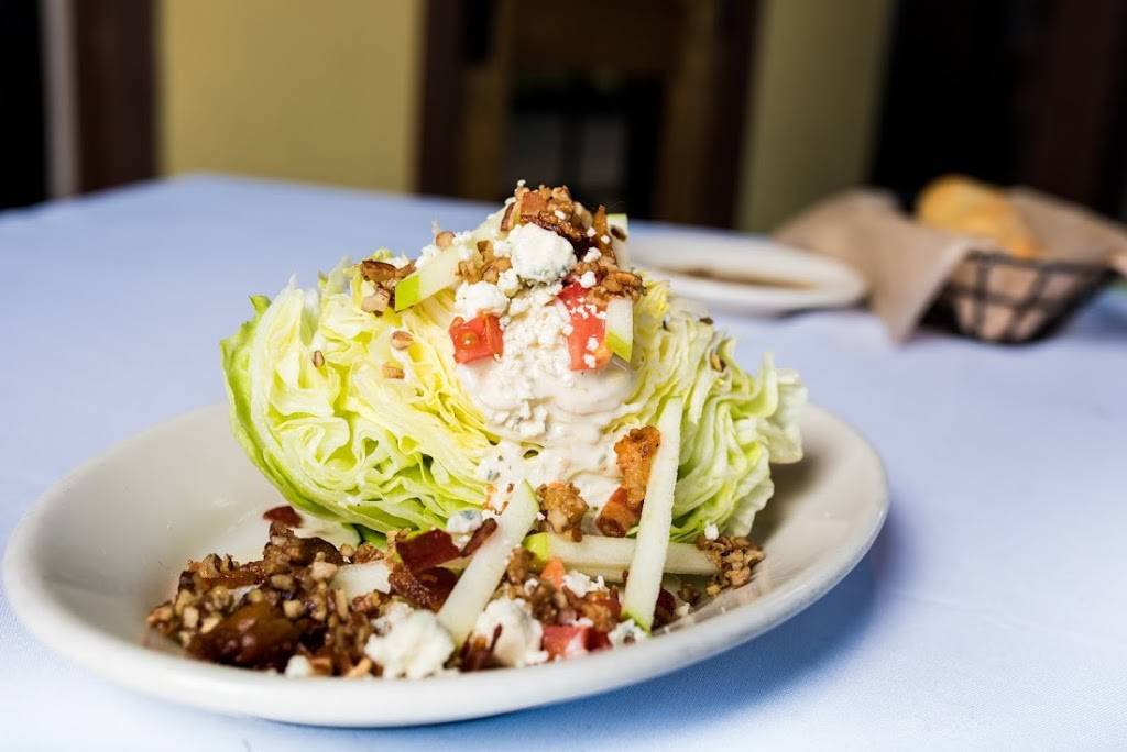 Johnnys Italian-American Tavern by Carinos | restaurant | 11920 Amargosa Rd, Victorville, CA 92392, USA | 7609498700 OR +1 760-949-8700