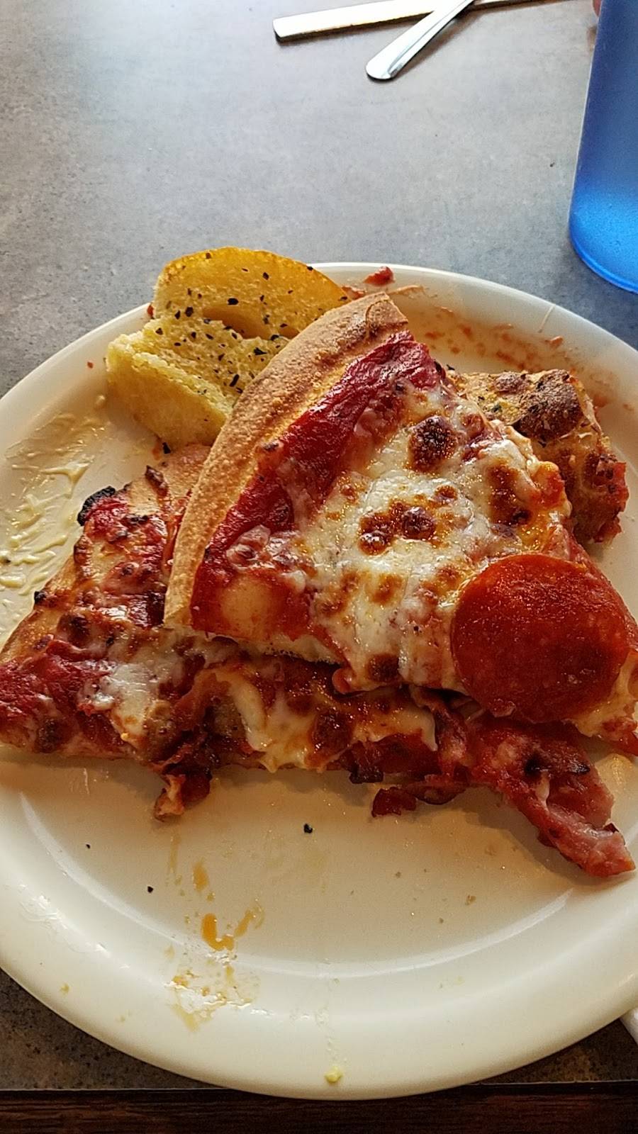 Fort Ball Pizza Palace | restaurant | 1307 W State St, Fremont, OH 43420, USA | 4193347800 OR +1 419-334-7800